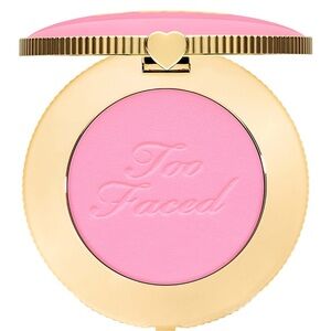 Too Faced Cloud Crush Blurring Blush in Candy Clouds